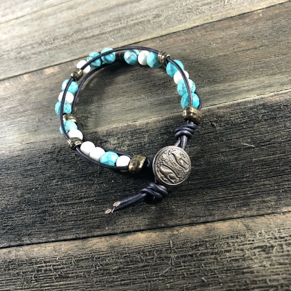 Turquoise Necklace & Bracelet Set - Picture 3 of 4